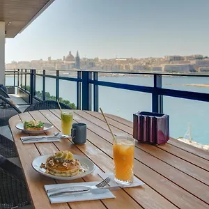 https://lands-end-boutique-hotel.qawrahotelsmalta.org