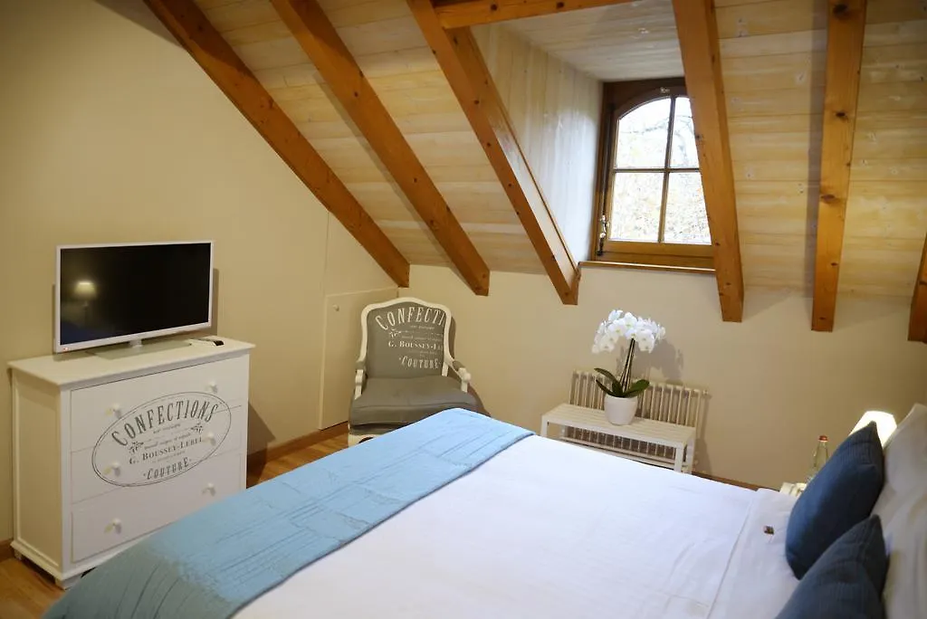 فندق اوبيرج كوموال دي كاروج Carouge سويسرا